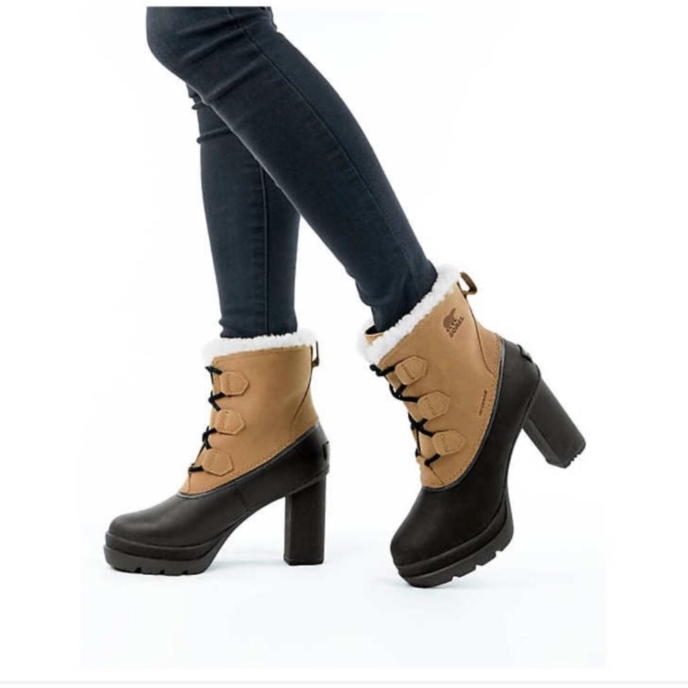 Sorel shearling Dacie lace up boot